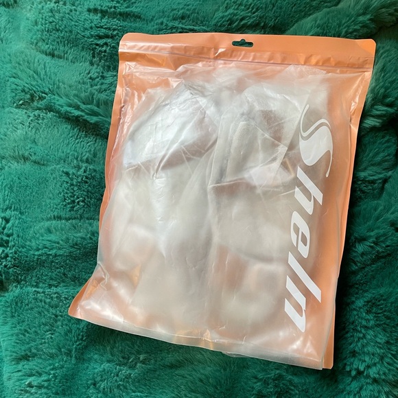 SHEIN sandals - Picture 4 of 7